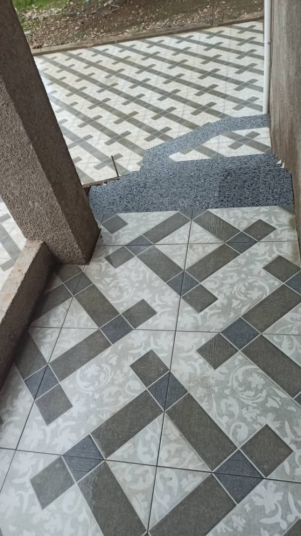 Carrelage & revêtements — réalisation ETBHGE, vue 7